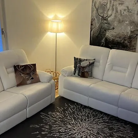 Apartment Agrimonia - 5,5-zi Duplex Bis 11 Personen Mit Eigenem Garten Davos