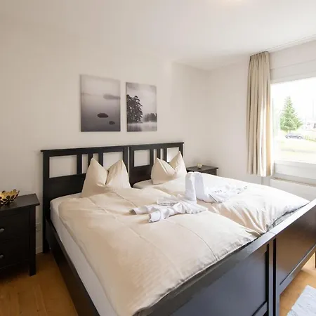 Agrimonia - 5,5-zi Duplex Bis 11 Personen Mit Eigenem Garten Appartement Davos