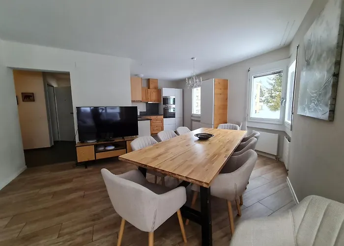 Agrimonia - 5,5-zi Duplex Bis 11 Personen Mit Eigenem Garten Davos